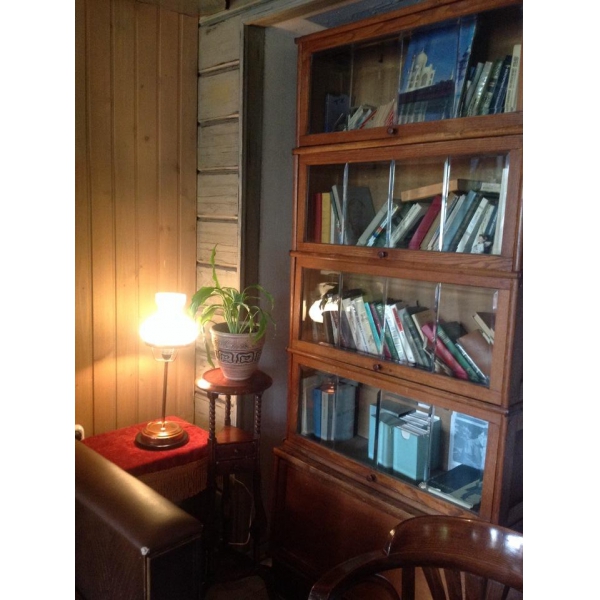 Ресторанный сервис бронирования столиков menu-rest.com - Интерьер ресторана "Высоцкий"