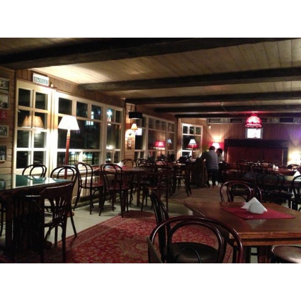 Ресторанный сервис бронирования столиков menu-rest.com - Интерьер ресторана "Высоцкий"