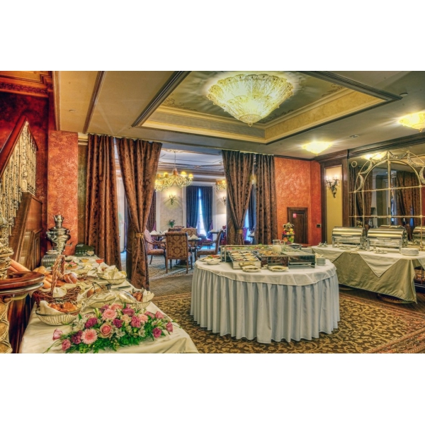 Ресторанный сервис бронирования столиков menu-rest.com - Интерьер ресторана "Садовое кольцо"