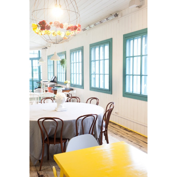 Ресторанный сервис бронирования столиков menu-rest.com - Интерьер ресторана "Веранда 32.05"