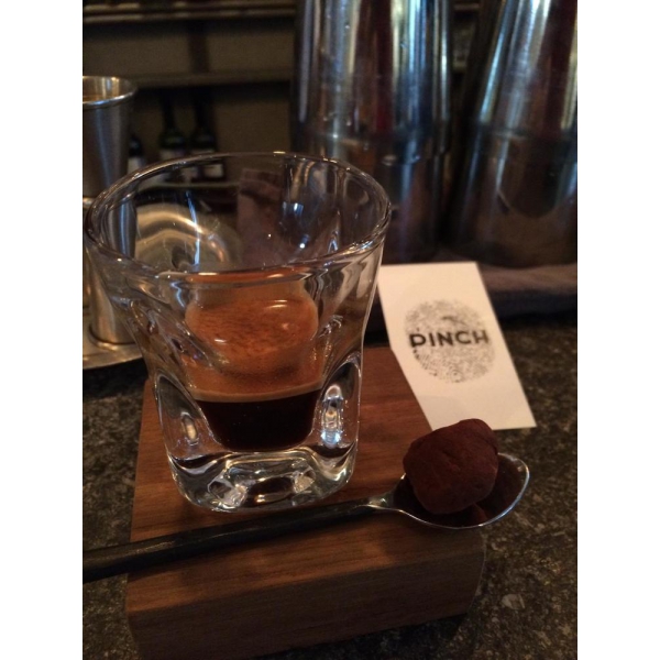 Ресторанный сервис бронирования столиков menu-rest.com - Интерьер ресторана "Pinch"