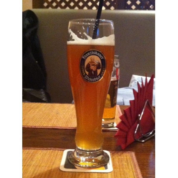 Ресторанный сервис бронирования столиков menu-rest.com - Интерьер ресторана "Штирбирлиц"