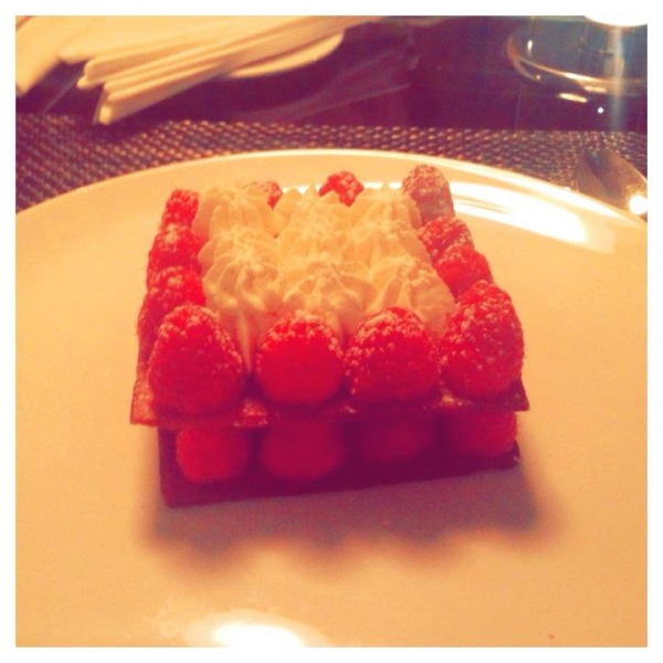 Ресторанный сервис бронирования столиков menu-rest.com - Интерьер ресторана "Vаниль"