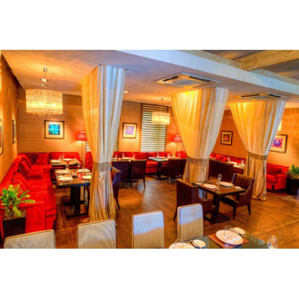 Ресторанный сервис бронирования столиков menu-rest.com - Интерьер ресторана "Vаниль"