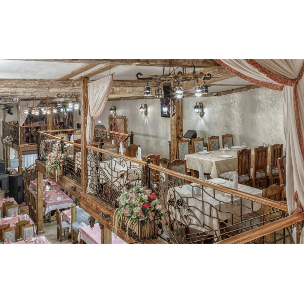 Ресторанный сервис бронирования столиков menu-rest.com - Интерьер ресторана "Бакинский дворик"