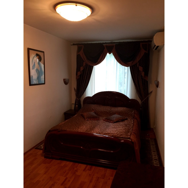 Ресторанный сервис бронирования столиков menu-rest.com - Интерьер ресторана "Глобус"