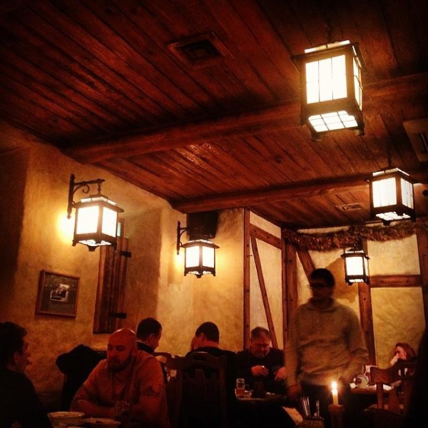 Ресторанный сервис бронирования столиков menu-rest.com - Интерьер ресторана "Бавариус"