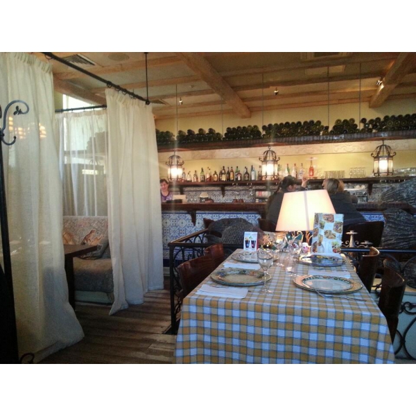 Ресторанный сервис бронирования столиков menu-rest.com - Интерьер ресторана "Бенвенуто"