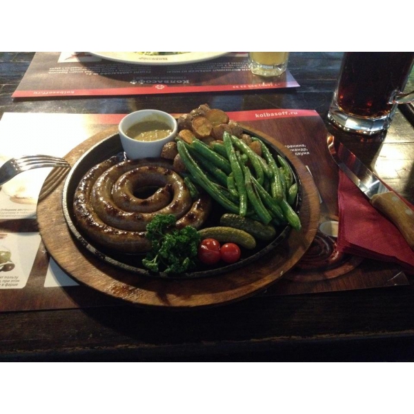 Ресторанный сервис бронирования столиков menu-rest.com - Интерьер ресторана "Колбасофф"