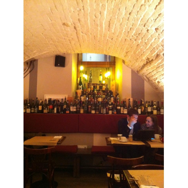 Ресторанный сервис бронирования столиков menu-rest.com - Интерьер ресторана "Простые вещи"