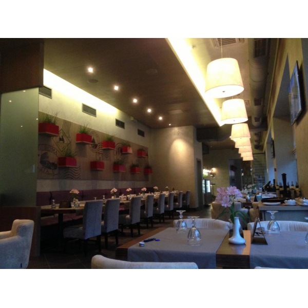 Ресторанный сервис бронирования столиков menu-rest.com - Интерьер ресторана "Примавера"