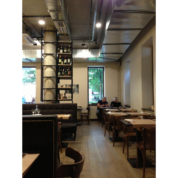 Ресторанный сервис бронирования столиков menu-rest.com - Интерьер ресторана "Простые вещи"