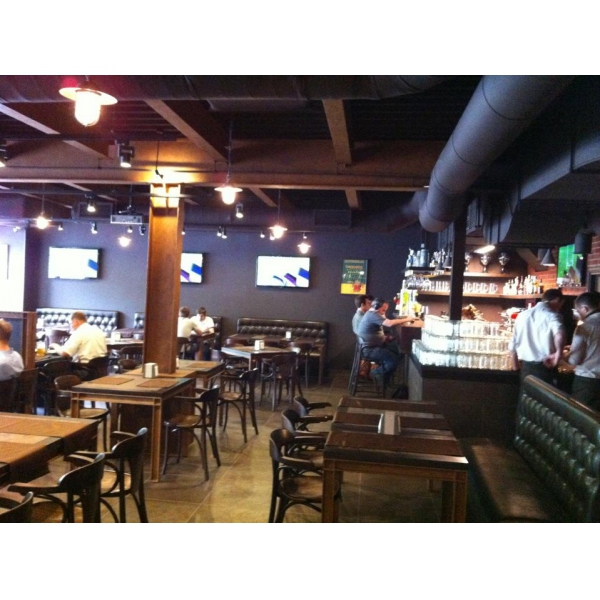 Ресторанный сервис бронирования столиков menu-rest.com - Интерьер ресторана "Ресторан & Гастропаб на Шаболовке"