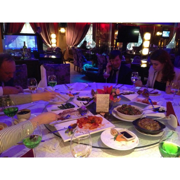 Ресторанный сервис бронирования столиков menu-rest.com - Интерьер ресторана "ТАН"