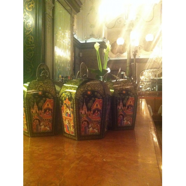 Ресторанный сервис бронирования столиков menu-rest.com - Интерьер ресторана "Brasserie Мост"