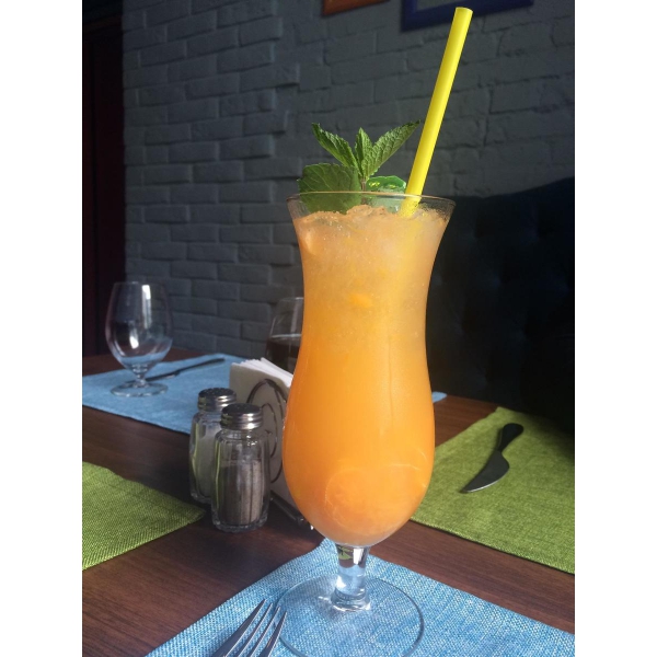 Ресторанный сервис бронирования столиков menu-rest.com - Интерьер ресторана "Scenario Cafe"