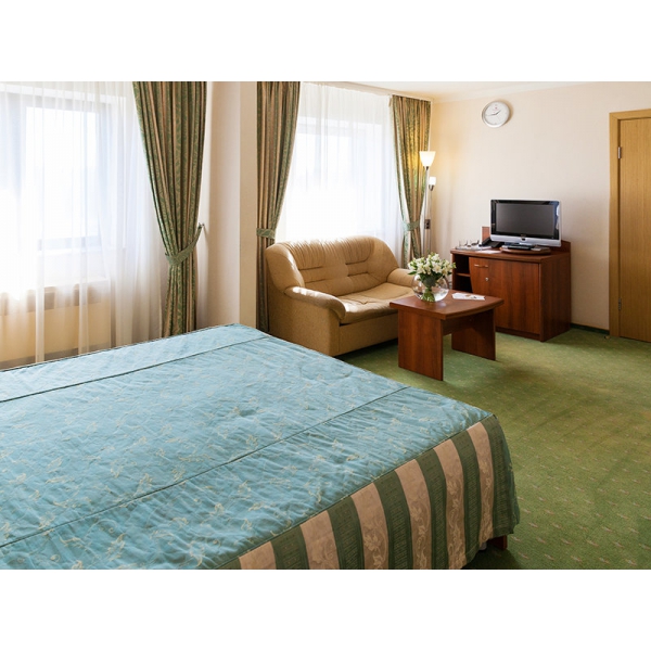 Ресторанный сервис бронирования столиков menu-rest.com - Интерьер ресторана "Максима Хотелс"