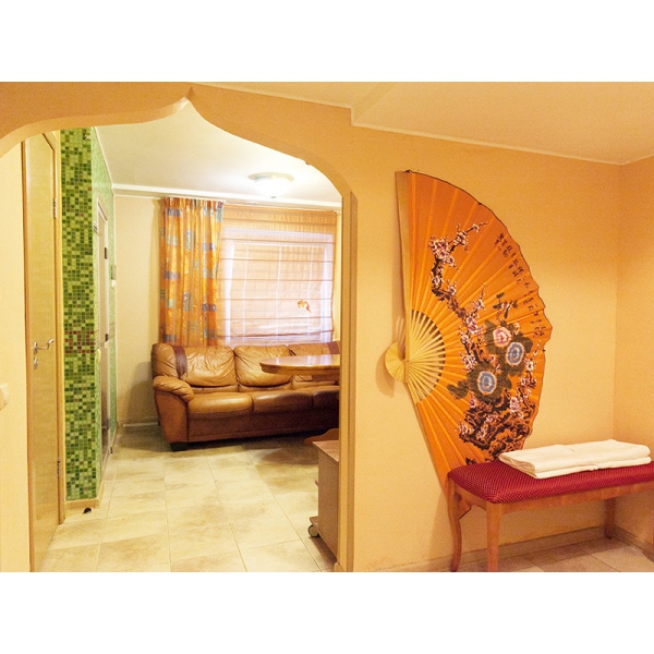 Ресторанный сервис бронирования столиков menu-rest.com - Интерьер ресторана "Максима Хотелс"