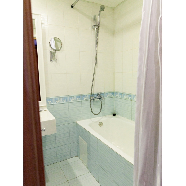 Ресторанный сервис бронирования столиков menu-rest.com - Интерьер ресторана "Максима Хотелс"