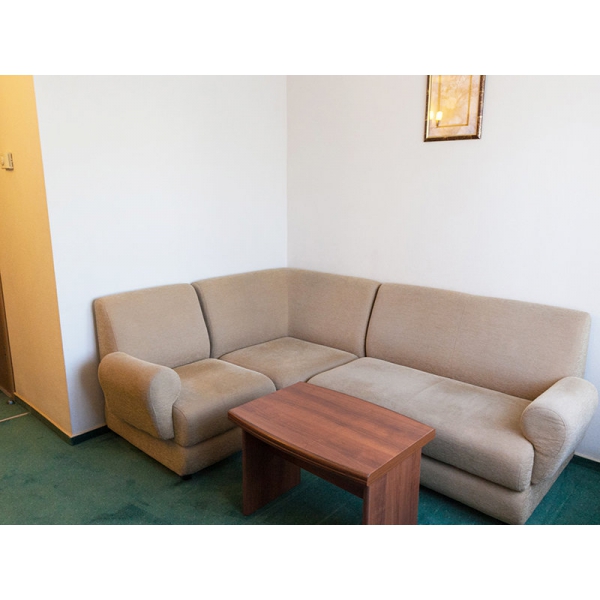 Ресторанный сервис бронирования столиков menu-rest.com - Интерьер ресторана "Максима Хотелс"