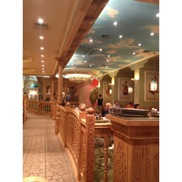 Ресторанный сервис бронирования столиков menu-rest.com - Интерьер ресторана "Бабай Клаб"