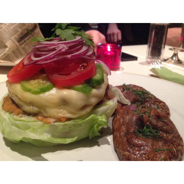 Ресторанный сервис бронирования столиков menu-rest.com - Интерьер ресторана "Cheapside Бургер Бистро"