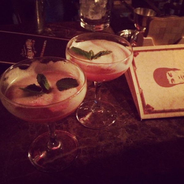 Ресторанный сервис бронирования столиков menu-rest.com - Интерьер ресторана "Брюс Ли"