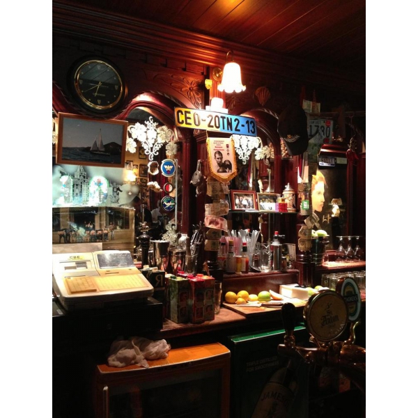 Ресторанный сервис бронирования столиков menu-rest.com - Интерьер ресторана "Sally O`Briens"