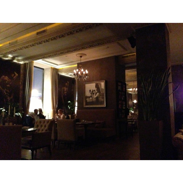 Ресторанный сервис бронирования столиков menu-rest.com - Интерьер ресторана "Кутузовский5"