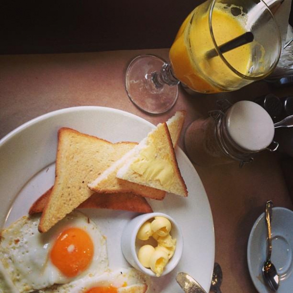 Ресторанный сервис бронирования столиков menu-rest.com - Интерьер ресторана "Простые вещи"