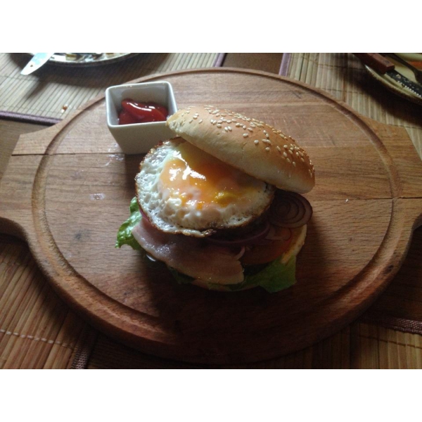 Ресторанный сервис бронирования столиков menu-rest.com - Интерьер ресторана "Штирбирлиц"