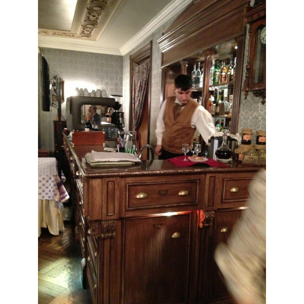 Ресторанный сервис бронирования столиков menu-rest.com - Интерьер ресторана "Обломов"