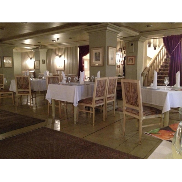 Ресторанный сервис бронирования столиков menu-rest.com - Интерьер ресторана "Обломов"