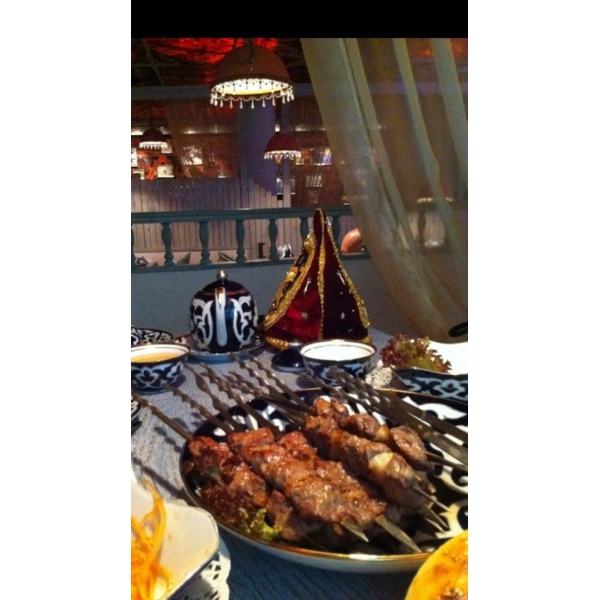 Ресторанный сервис бронирования столиков menu-rest.com - Интерьер ресторана "Вгости"