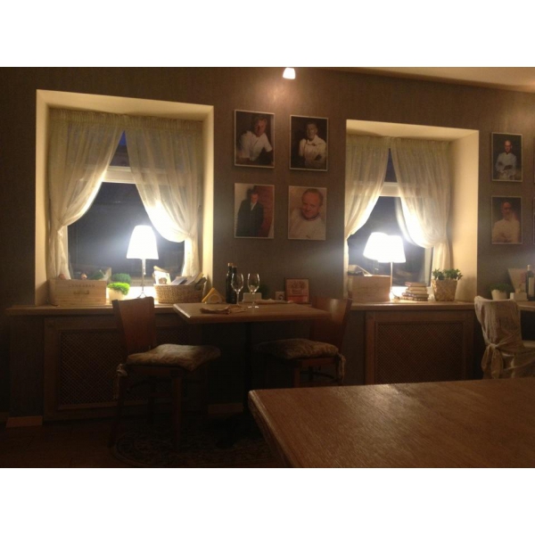 Ресторанный сервис бронирования столиков menu-rest.com - Интерьер ресторана "Честная кухня"