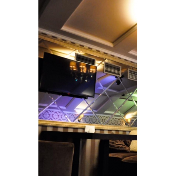 Ресторанный сервис бронирования столиков menu-rest.com - Интерьер ресторана "Иберия Хаус"