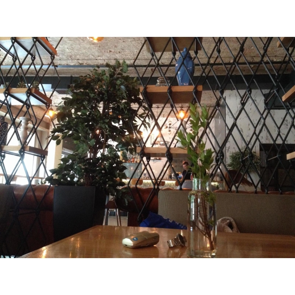 Ресторанный сервис бронирования столиков menu-rest.com - Интерьер ресторана "Mr.Ливанец"