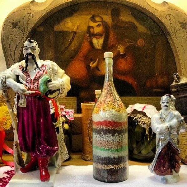 Ресторанный сервис бронирования столиков menu-rest.com - Интерьер ресторана "Тарас Бульба"