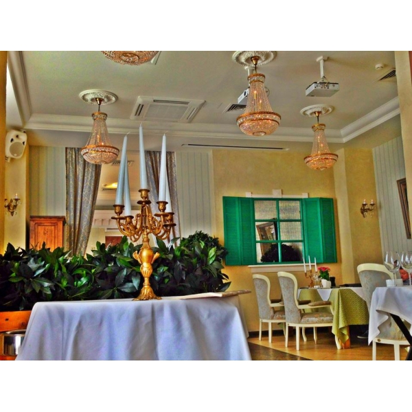 Ресторанный сервис бронирования столиков menu-rest.com - Интерьер ресторана "La Provincia"