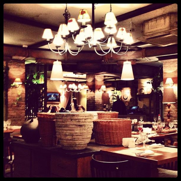 Ресторанный сервис бронирования столиков menu-rest.com - Интерьер ресторана "Джон Джоли"