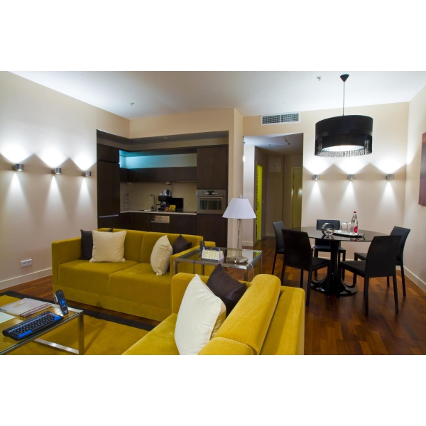 Ресторанный сервис бронирования столиков menu-rest.com - Интерьер ресторана "Mamaison All-Suites Spa Hotel Pokrovka Moscow"