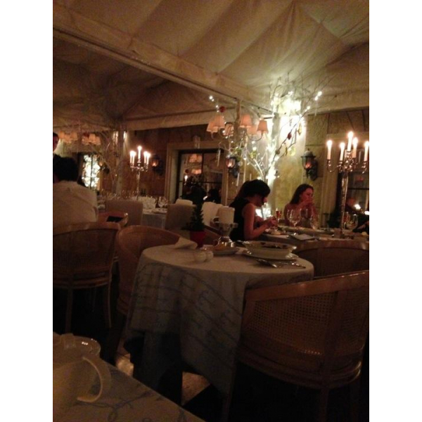 Ресторанный сервис бронирования столиков menu-rest.com - Интерьер ресторана "Марио"