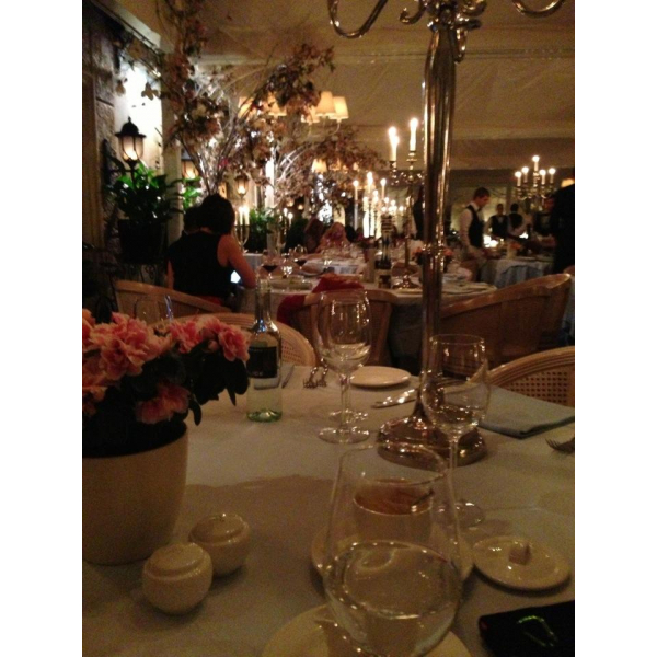 Ресторанный сервис бронирования столиков menu-rest.com - Интерьер ресторана "Марио"