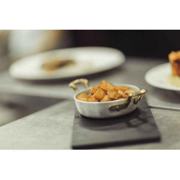 Ресторанный сервис бронирования столиков menu-rest.com - Интерьер ресторана "Никола Тесла"