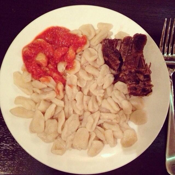 Ресторанный сервис бронирования столиков menu-rest.com - Интерьер ресторана "Жи есть"