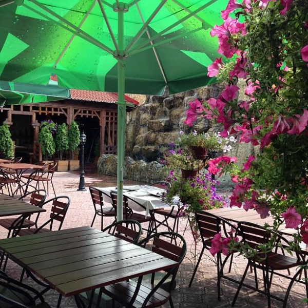 Ресторанный сервис бронирования столиков menu-rest.com - Интерьер ресторана "Строгинская гавань"