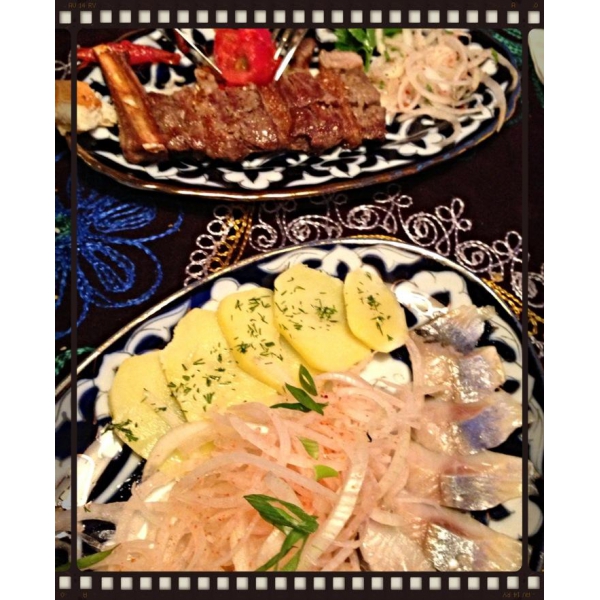 Ресторанный сервис бронирования столиков menu-rest.com - Интерьер ресторана "Вгости"