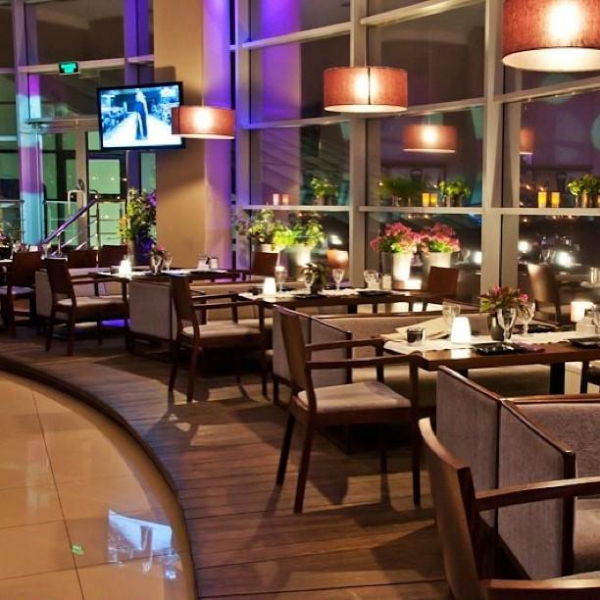 Ресторанный сервис бронирования столиков menu-rest.com - Интерьер ресторана "Крыша бар"