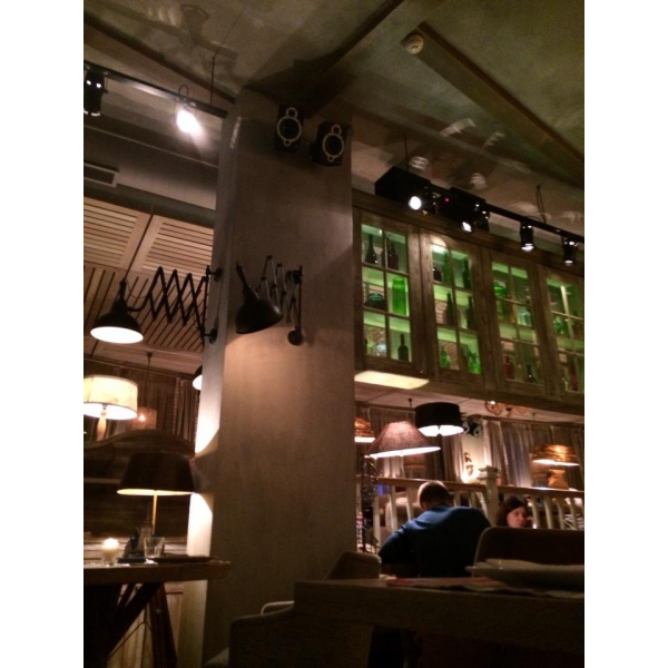 Ресторанный сервис бронирования столиков menu-rest.com - Интерьер ресторана "Цыцыла"