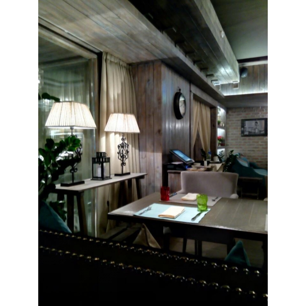 Ресторанный сервис бронирования столиков menu-rest.com - Интерьер ресторана "Florentini City Cafe"